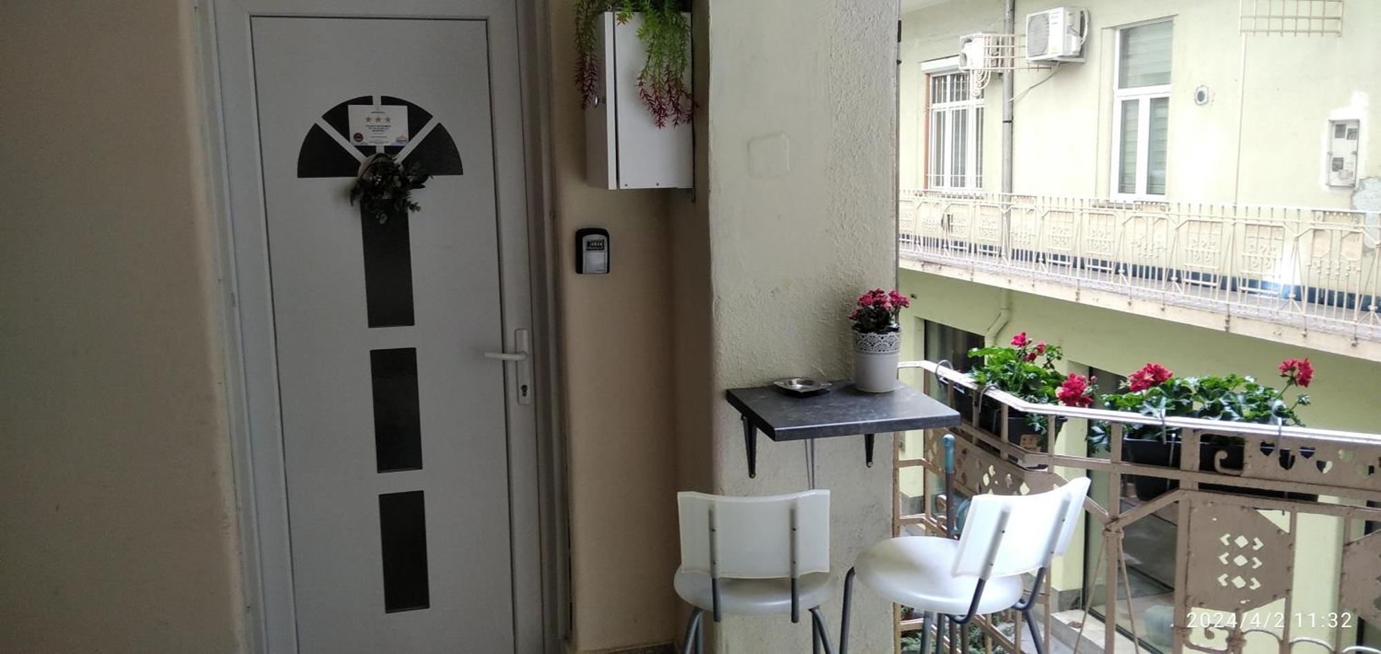 Suzan'S Apartment In The Heart Of Будапеща Екстериор снимка